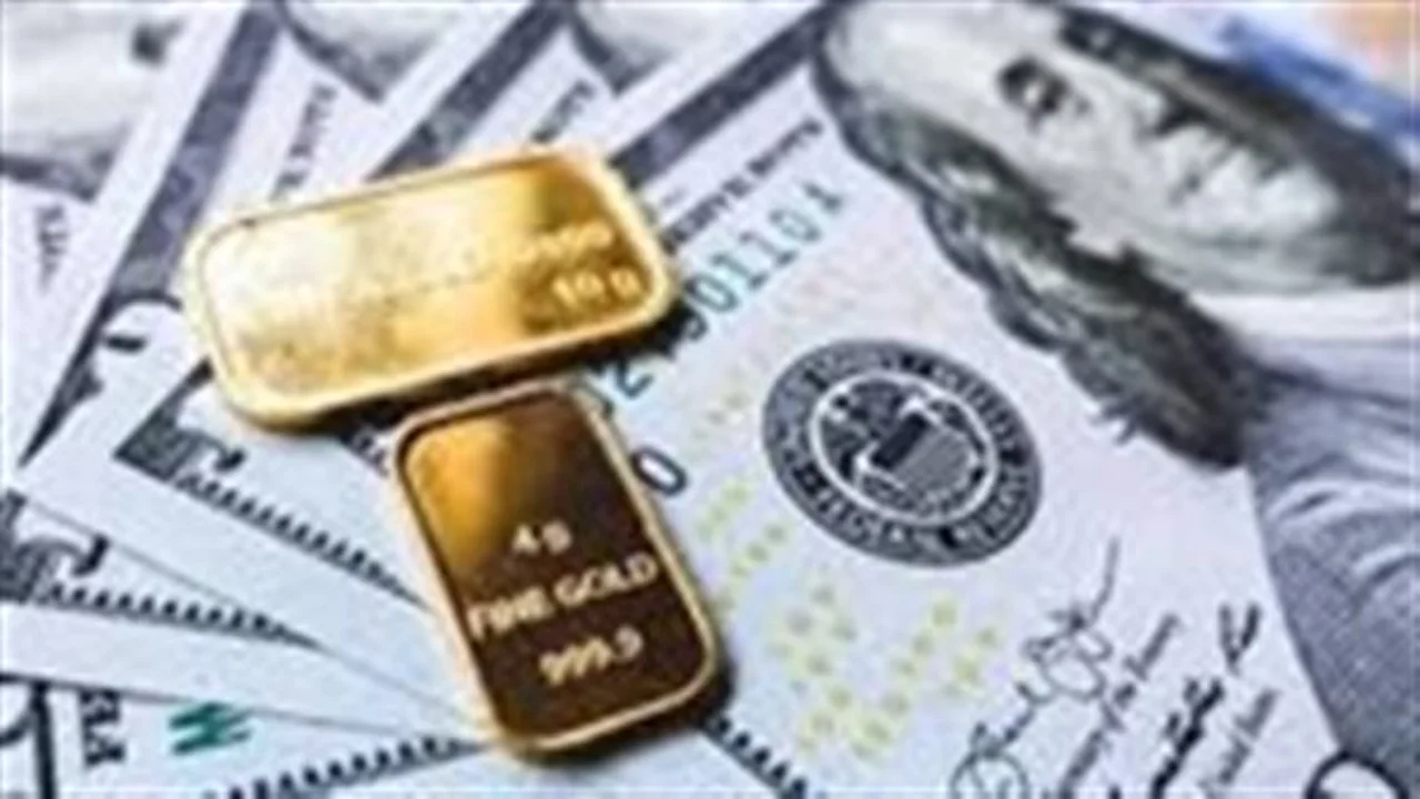 الذهب يكسر التوقعات.. أسعار المعدن الأصفر مقابل الدولار في تعاملات منتصف الخميس